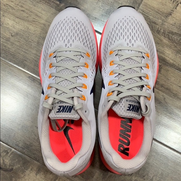NIKE AIR ZOOM PEGASUS 34 - Picture 12 of 16